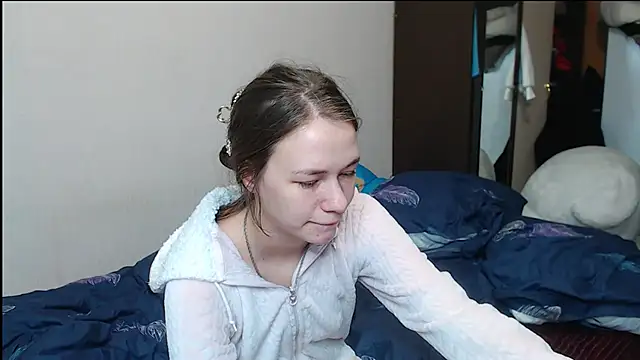 leila bambi  online show from 02-22-25, 02:17