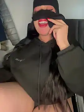 Snapshot of Noha-Sexy chatting on 12-23-24, 07:28 Noha-Sexy online show from 12-23-24, 07:28