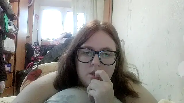 DesireMelissa online show from 11-18-25, 06:29