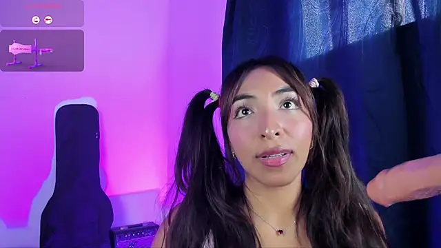 Snapshot of Leticia_brownn1 chatting on 03-15-25, 02:12 Leticia brownn1 online show from 03-15-25, 02:12