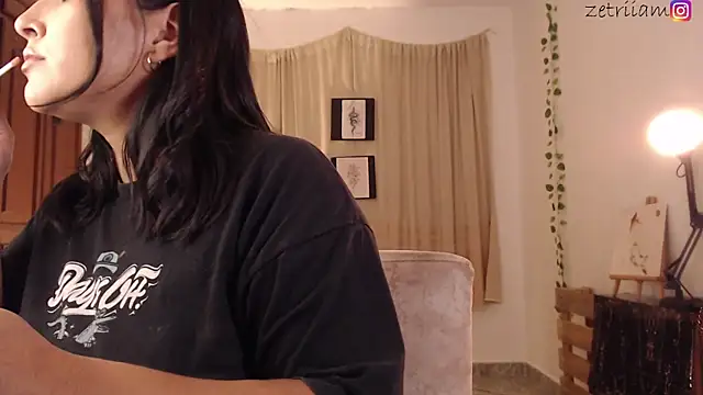 Snapshot of Zetrionn chatting on 09-26-25, 02:59 Zetrionn online show from 09-26-25, 02:59