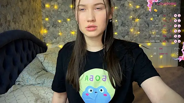 ChloeMillerMeow online show from 02-26-25, 05:07