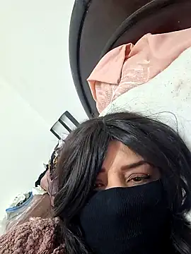 Rozittaa online show from 12-27-24, 01:22