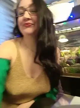 CamilleDesire online show from 03-20-25, 05:47