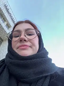 Snapshot of RinaCat chatting on 12-17-24, 05:29 RinaCat online show from 12-17-24, 05:29