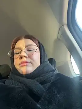 Snapshot of RinaCat chatting on 12-24-24, 05:27 RinaCat online show from 12-24-24, 05:27