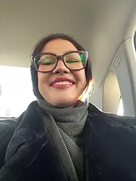 Snapshot of RinaCat chatting on 01-19-25, 05:26 RinaCat online show from 01-19-25, 05:26