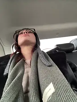 Snapshot of RinaCat chatting on 01-21-25, 08:19 RinaCat online show from 01-21-25, 08:19