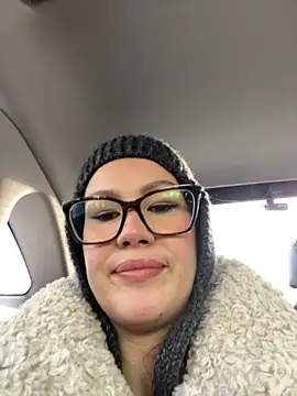 Snapshot of RinaCat chatting on 02-01-25, 05:28 RinaCat online show from 02-01-25, 05:28