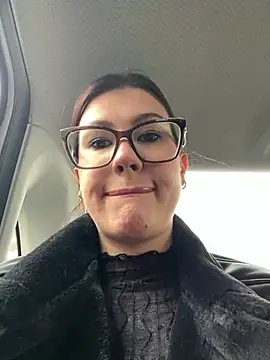 Snapshot of RinaCat chatting on 03-21-25, 05:21 RinaCat online show from 03-21-25, 05:21