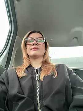 Snapshot of RinaCat chatting on 09-13-25, 04:12 RinaCat online show from 09-13-25, 04:12