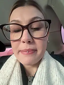 Snapshot of RinaCat chatting on 10-04-25, 05:27 RinaCat online show from 10-04-25, 05:27