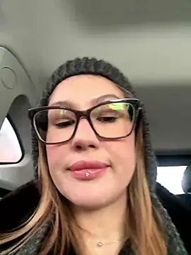 Snapshot of RinaCat chatting on 10-09-25, 05:27 RinaCat online show from 10-09-25, 05:27