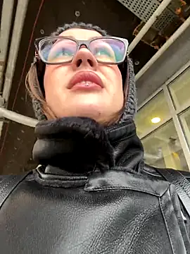 Snapshot of RinaCat chatting on 11-03-25, 05:31 RinaCat online show from 11-03-25, 05:31