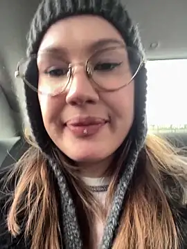 Snapshot of RinaCat chatting on 11-12-25, 08:15 RinaCat online show from 11-12-25, 08:15