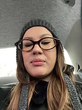 Snapshot of RinaCat chatting on 11-21-25, 05:28 RinaCat online show from 11-21-25, 05:28