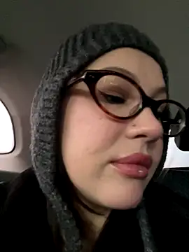 Snapshot of RinaCat chatting on 11-26-25, 05:41 RinaCat online show from 11-26-25, 05:41