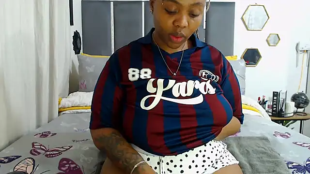 IceBellaCane313 online show from 09-12-25, 12:55