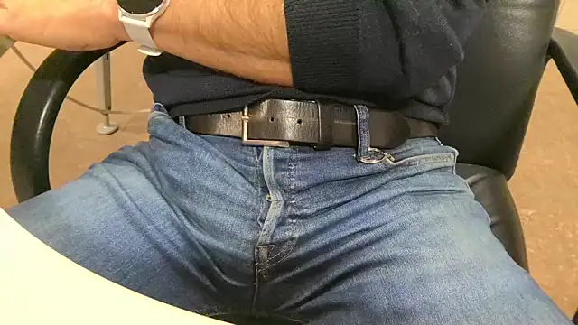 alessandroman2114 online show from 11-27-25, 05:04