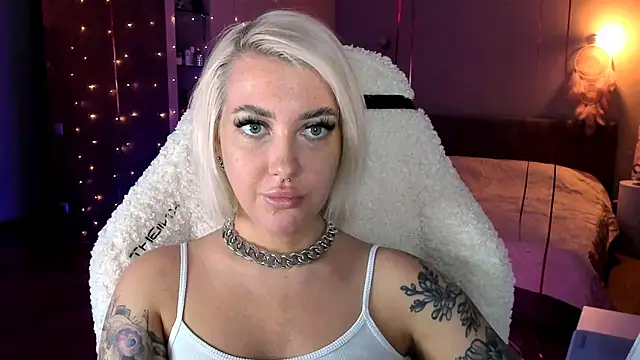 tykioty Miley online show from 02-28-25, 03:59