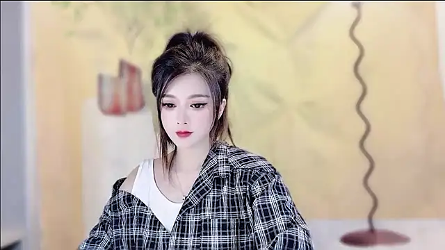 VIWVI online show from 11-25-25, 04:34