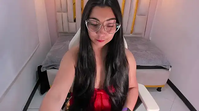 Karla hernandez  online show from 03-11-25, 11:01