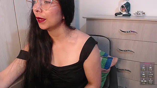 Karla hernandez  online show from 12-16-25, 10:20