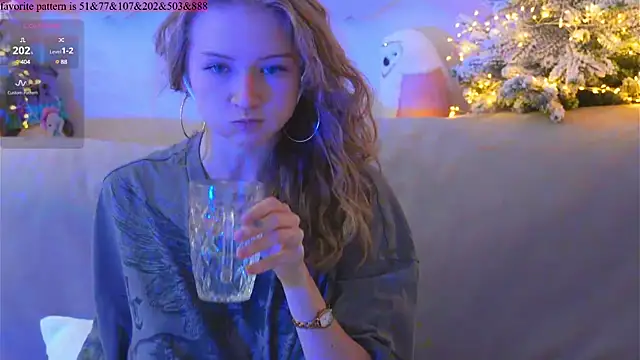 Snapshot of Alexandra_Demore chatting on 02-04-25, 05:21 Alexandra Demore online show from 02-04-25, 05:21