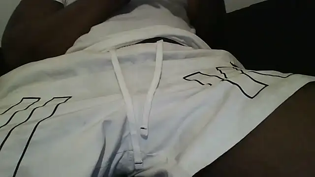 Snapshot of ThatDickSexy2 chatting on 10-26-25, 12:38 ThatDickSexy2 online show from 10-26-25, 12:38