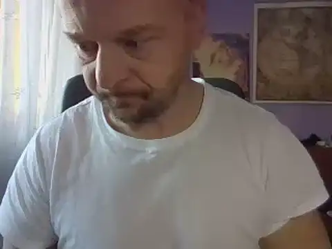 Snapshot of Sports-beast chatting on 02-18-25, 06:59 Sports-beast online show from 02-18-25, 06:59