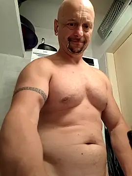 Snapshot of Sports-beast chatting on 09-11-25, 08:42 Sports-beast online show from 09-11-25, 08:42