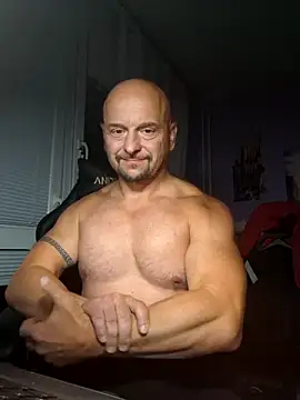 Snapshot of Sports-beast chatting on 09-23-25, 08:01 Sports-beast online show from 09-23-25, 08:01