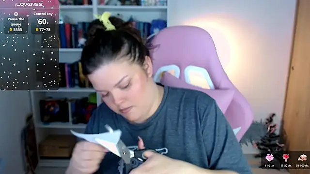 Gabiwaifu online show from 12-21-25, 07:10