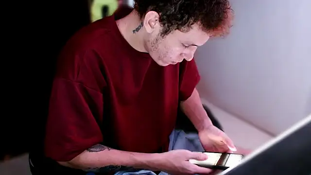 deividcloud36 online show from 11-09-25, 09:13