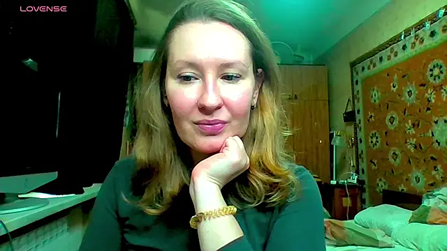 AnnaXLovers online show from 03-17-25, 01:18