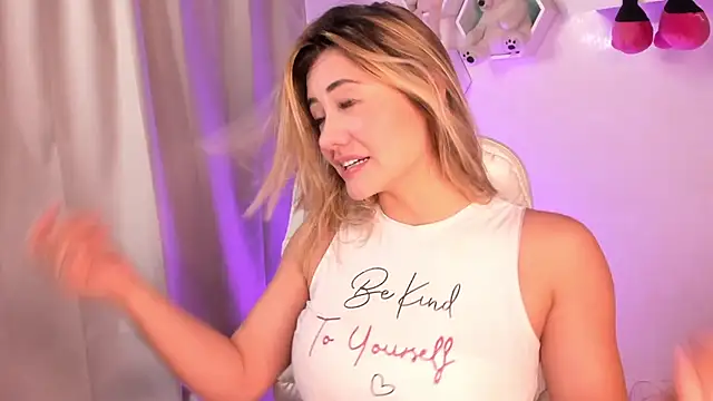 Nataliia 09 online show from 03-06-25, 04:38