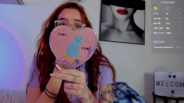 Manuela monroe online show from 10-17-25, 12:47