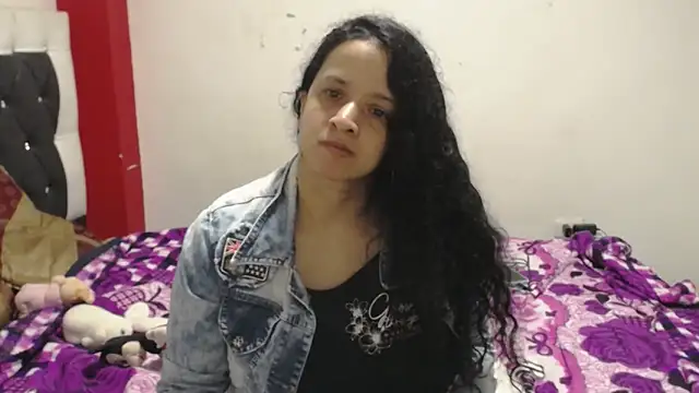 Katty Bones online show from 03-23-25, 06:05