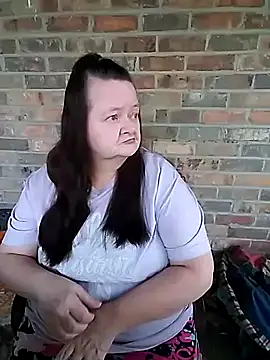 Bayou Woman68 online show from 10-23-25, 09:35