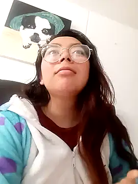 Peach-Lawrence online show from 12-19-24, 04:13