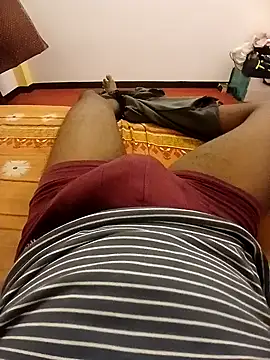 Snapshot of alanjoyoo chatting on 11-30-25, 04:44 alanjoyoo online show from 11-30-25, 04:44