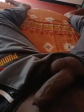 Snapshot of alanjoyoo chatting on 12-02-25, 06:41 alanjoyoo online show from 12-02-25, 06:41