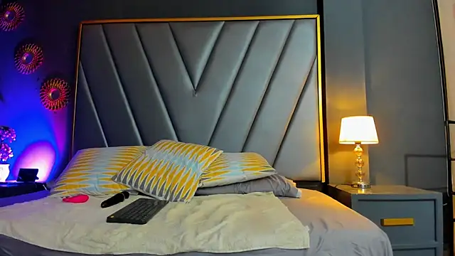 BrendaAdams  online show from 02-10-25, 11:36