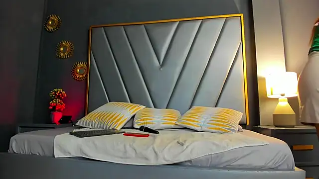 BrendaAdams  online show from 09-24-25, 10:51