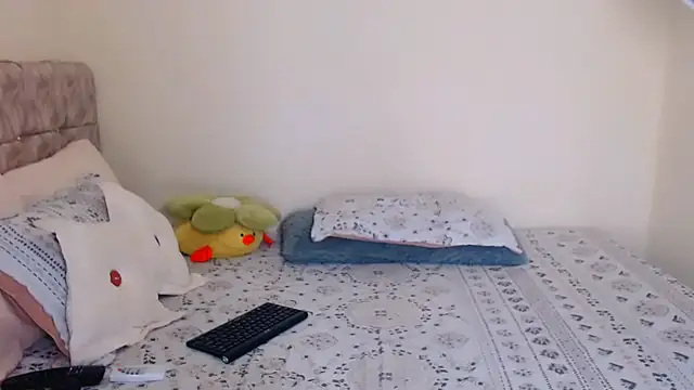 Sara-04 online show from 11-10-25, 10:31