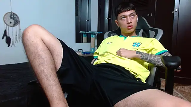 aaron blug online show from 02-01-25, 03:19