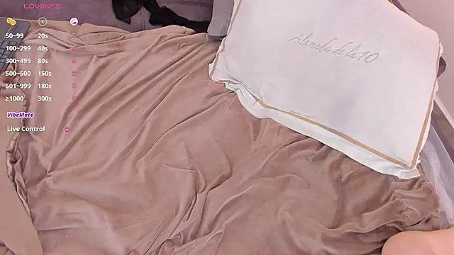  huge boobs ebony online show from 03-18-25, 01:43