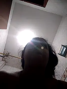 Snapshot of _Miaaleon chatting on 11-19-25, 10:48 Miaaleon online show from 11-19-25, 10:48