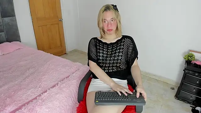  Little angel69 online show from 02-28-25, 01:47