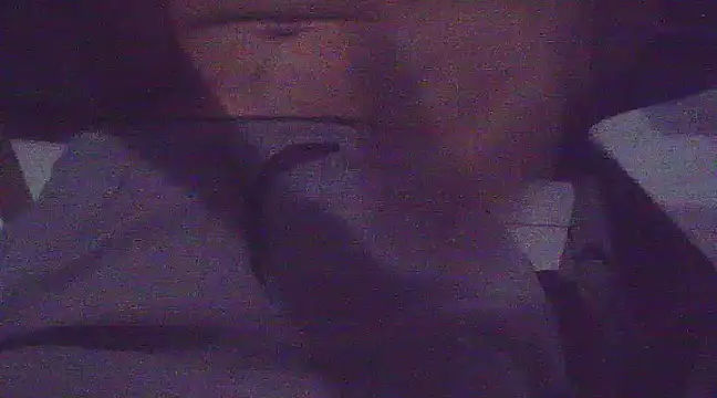 Snapshot of Skinnynerd chatting on 12-04-24, 07:45 Skinnynerd online show from 12-04-24, 07:45